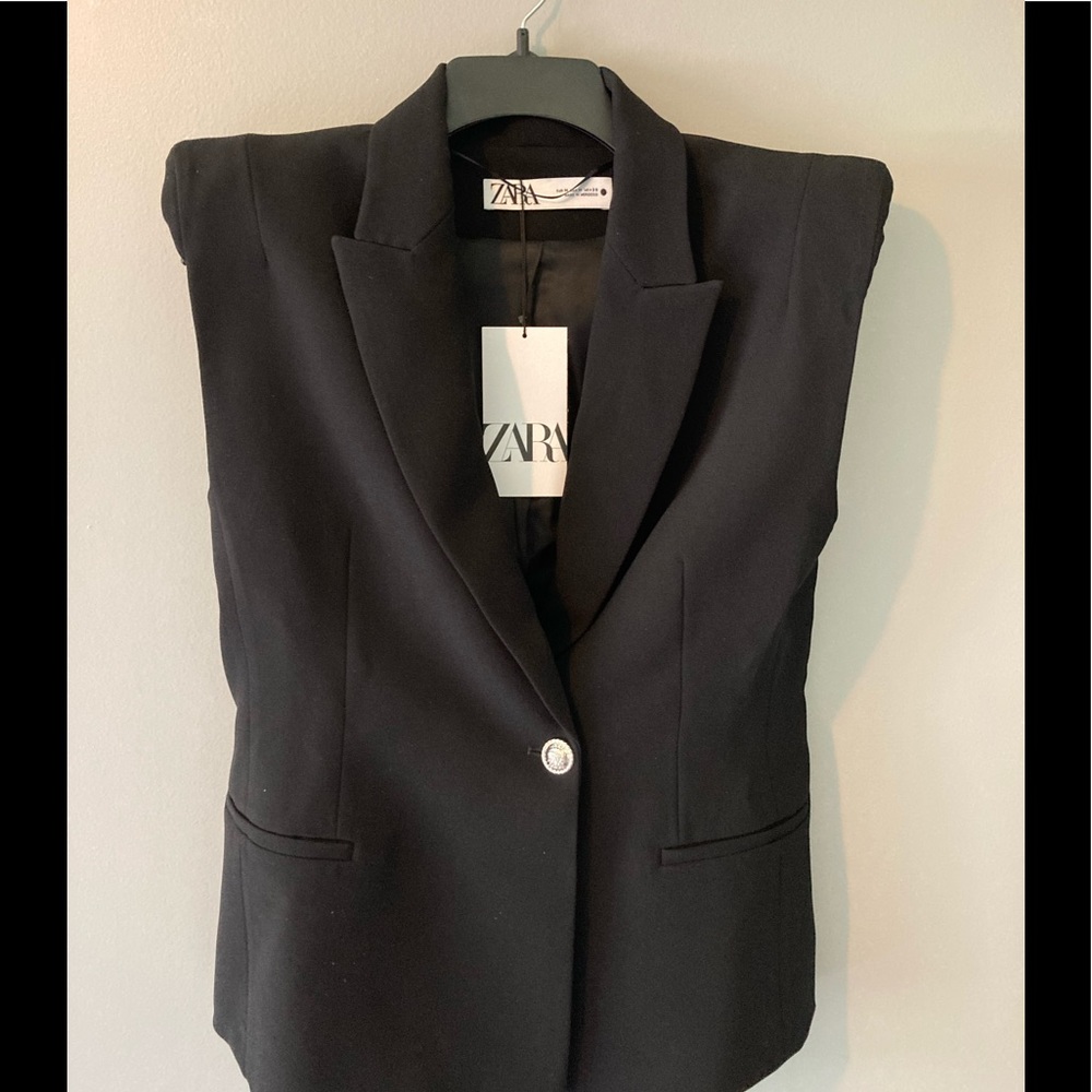 NWT - ZARA Fitted Vest - Limited Edition